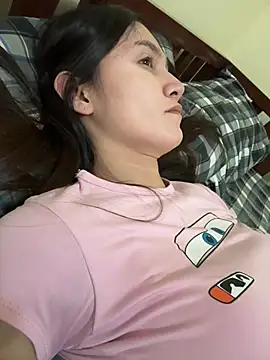 Snapshot of anne_smithe chatting on 04/25/26, 12:30 anne smithe online show from 04/25/26, 12:30