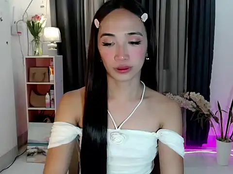 Snapshot of payatitaxxx chatting on 04/25/26, 04:37 payatitaxxx online show from 04/25/26, 04:37