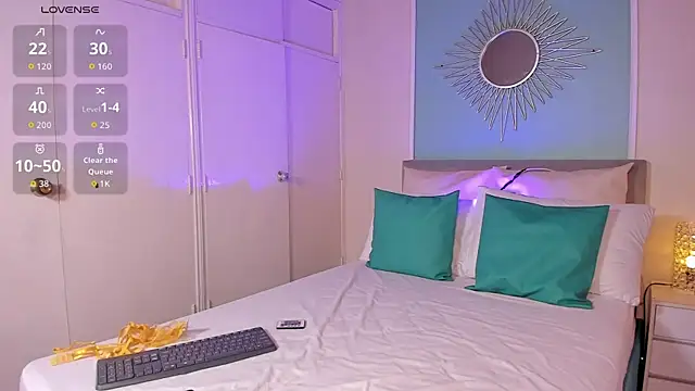 malak brawn online show from 10/15/25, 04:51