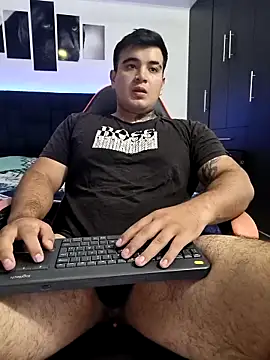 thiago  cp01 online show from 09/10/25, 03:17