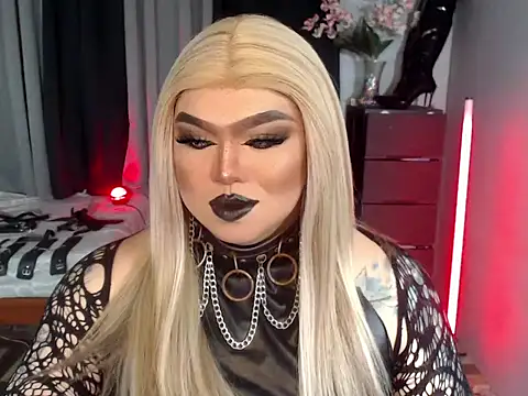 Snapshot of michellevixen922 chatting on 09/22/25, 04:42 michellevixen922 online show from 09/22/25, 04:42