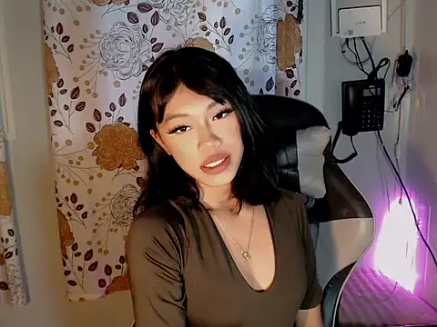 urcurlydiva online show from 04/10/26, 09:36