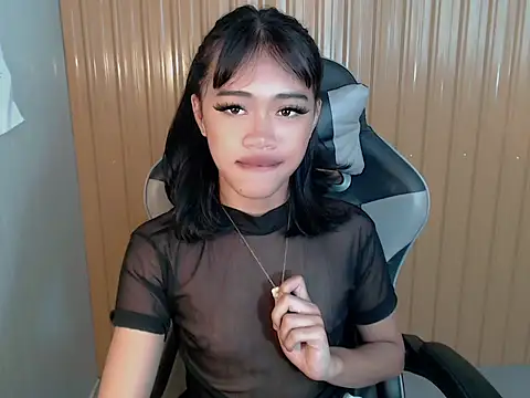 urcurlydiva online show from 04/13/26, 06:30