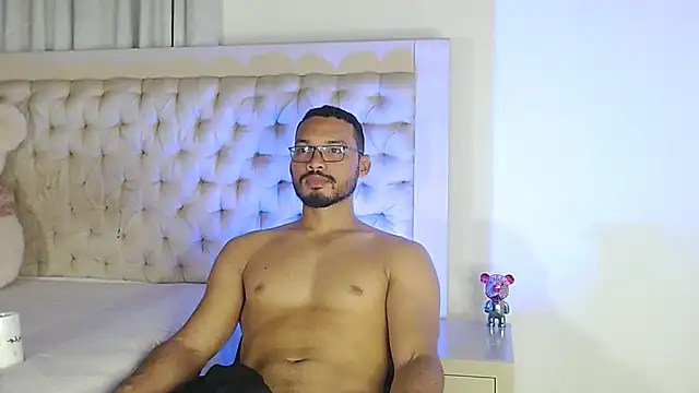 marcusblade online show from 12/01/25, 10:26