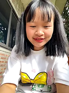 Daisy018 online show from 10/17/25, 01:53