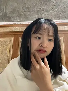 Daisy018 online show from 11/05/25, 01:27