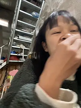 Daisy018 online show from 12/04/25, 02:43