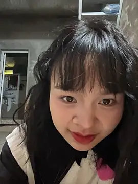 Daisy018 online show from 12/05/25, 04:54