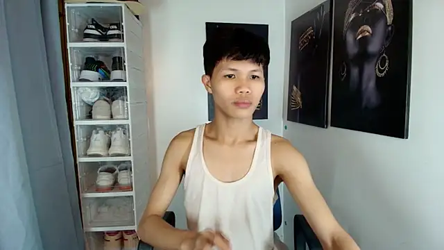 crazyasiantwink online show from 11/22/25, 05:23