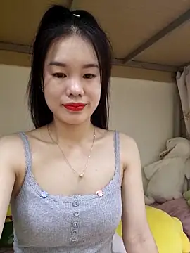 Snapshot of Baby-ladytits2025 chatting on 09/18/25, 03:36 Baby-ladytits2025 online show from 09/18/25, 03:36