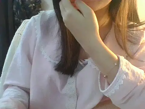 Linzly online show from 12/23/25, 02:53