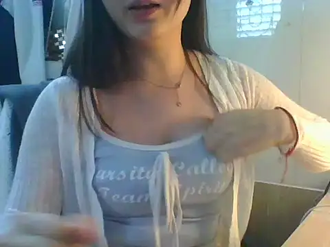 Snapshot of Linzly chatting on 03/11/26, 02:50 Linzly online show from 03/11/26, 02:50