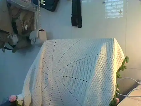 Snapshot of Linzly chatting on 03/24/26, 02:49 Linzly online show from 03/24/26, 02:49