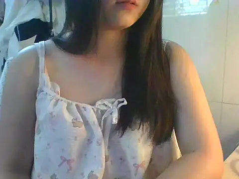 Snapshot of Linzly chatting on 04/09/26, 08:42 Linzly online show from 04/09/26, 08:42