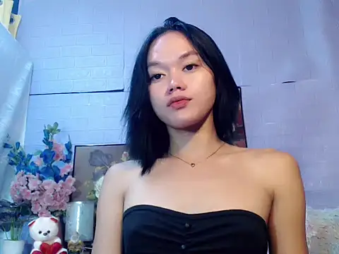 Snapshot of sexybabewarrior chatting on 05/11/26, 04:04 sexybabewarrior online show from 05/11/26, 04:04