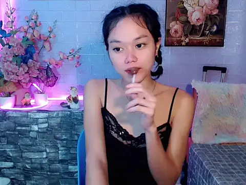 Snapshot of sexybabewarrior chatting on 06/01/26, 08:27 sexybabewarrior online show from 06/01/26, 08:27