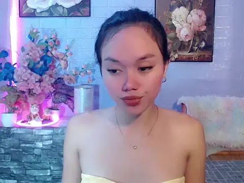 Snapshot of sexybabewarrior chatting on 06/18/26, 12:31 sexybabewarrior online show from 06/18/26, 12:31