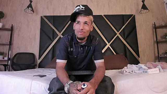 Thiagoferreti online show from 09/10/25, 03:28