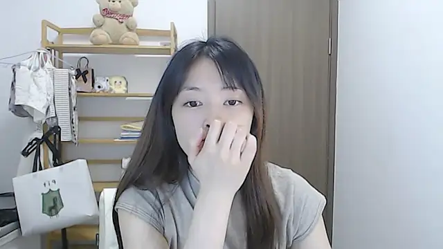 Snapshot of Mimi-cnbaby chatting on 05/02/26, 01:05 Mimi-cnbaby online show from 05/02/26, 01:05