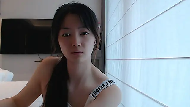 Snapshot of Mimi-cnbaby chatting on 05/15/26, 04:08 Mimi-cnbaby online show from 05/15/26, 04:08
