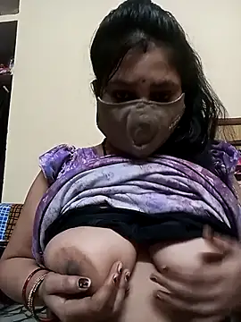 nisha sweet online show from 10/18/25, 08:48