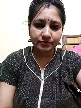 nisha sweet online show from 11/11/25, 12:05