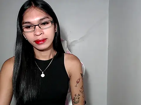 sexloverxxz online show from 11/05/25, 12:21