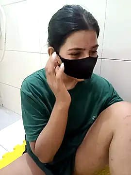 Snapshot of Hot_Jaanvi_ chatting on 09/29/25, 02:38 Hot Jaanvi online show from 09/29/25, 02:38