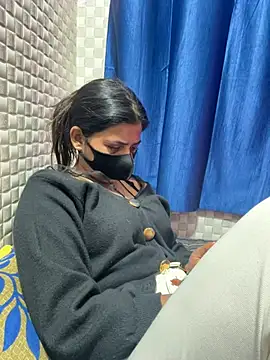 Snapshot of Hot_Jaanvi_ chatting on 02/12/26, 03:34 Hot Jaanvi online show from 02/12/26, 03:34