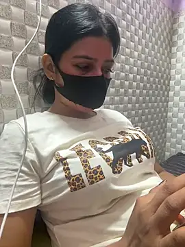 Hot Jaanvi  online show from 05/29/26, 04:49
