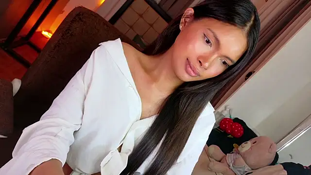 Snapshot of amour_prinsesa chatting on 11/26/25, 08:10 amour prinsesa online show from 11/26/25, 08:10