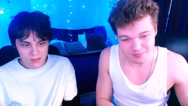 Snapshot of lucas_long_ chatting on 11/22/25, 10:36 lucas long online show from 11/22/25, 10:36