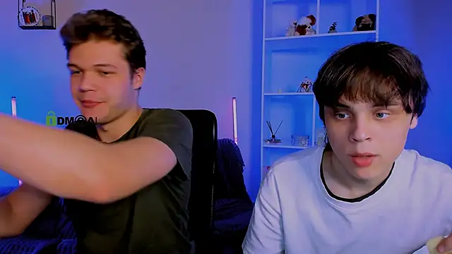 Snapshot of lucas_long_ chatting on 11/28/25, 08:00 lucas long online show from 11/28/25, 08:00