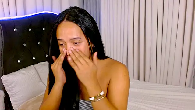 Snapshot of Lorainnelustts chatting on 10/07/25, 04:04 Lorainnelustts online show from 10/07/25, 04:04