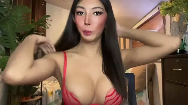 Snapshot of yuminasaixx chatting on 10/16/25, 07:26 yuminasaixx online show from 10/16/25, 07:26