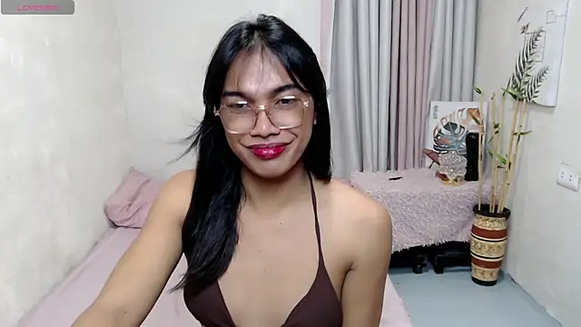 Snapshot of Herbielustts chatting on 06/04/26, 01:39 Herbielustts online show from 06/04/26, 01:39