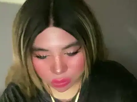 Naughtyrosecum online show from 09/17/25, 03:35