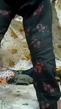 Snapshot of Ritika_ranii chatting on 09/15/25, 05:02 Ritika ranii online show from 09/15/25, 05:02