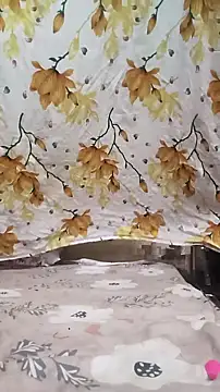 Snapshot of Ritika_ranii chatting on 09/18/25, 09:33 Ritika ranii online show from 09/18/25, 09:33