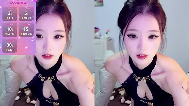 Snapshot of manman-01 chatting on 11/25/25, 03:01 manman-01 online show from 11/25/25, 03:01