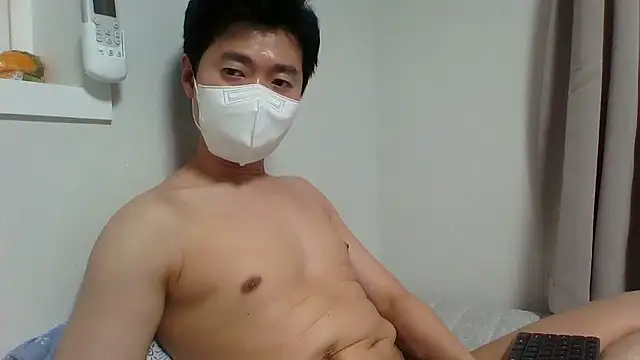 Snapshot of _kinggun_ chatting on 04/28/26, 12:54 kinggun online show from 04/28/26, 12:54