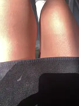 Snapshot of Ori-Lynk chatting on 09/16/25, 04:24 Ori-Lynk online show from 09/16/25, 04:24