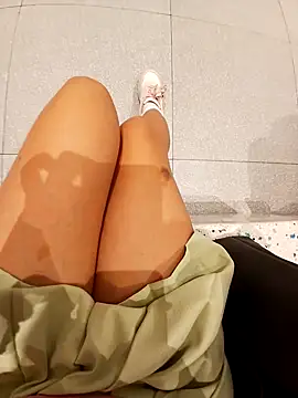 Snapshot of Ori-Lynk chatting on 10/20/25, 08:04 Ori-Lynk online show from 10/20/25, 08:04