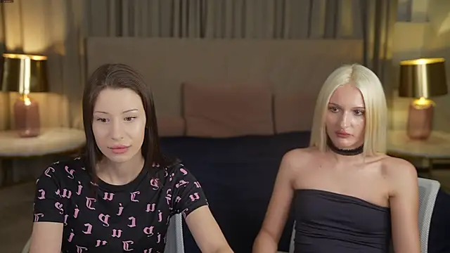 Selena Glow online show from 09/16/25, 06:31