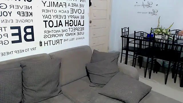 LovelyQueen69 online show from 02/15/26, 03:58