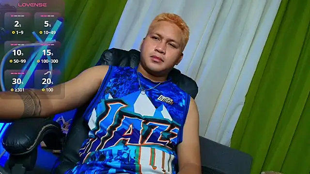 Snapshot of Asian_jayeel chatting on 04/05/26, 03:47 Asian jayeel online show from 04/05/26, 03:47