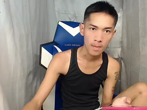 riks tyler online show from 04/08/26, 07:36