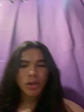 Snapshot of urgirljane chatting on 04/28/26, 03:22 urgirljane online show from 04/28/26, 03:22
