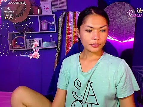 Snapshot of urgirljane chatting on 06/27/26, 10:09 urgirljane online show from 06/27/26, 10:09
