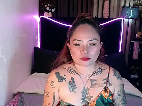 Snapshot of EstellaStarXxx chatting on 05/25/26, 04:02 EstellaStarXxx online show from 05/25/26, 04:02